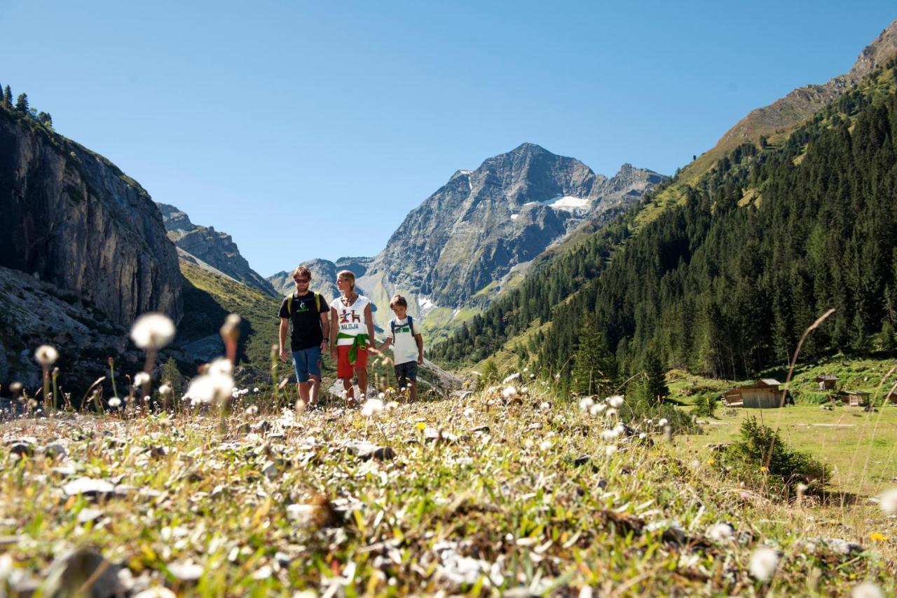 Gasthof Sportalm Neustift im Stubaital Buitenkant foto
